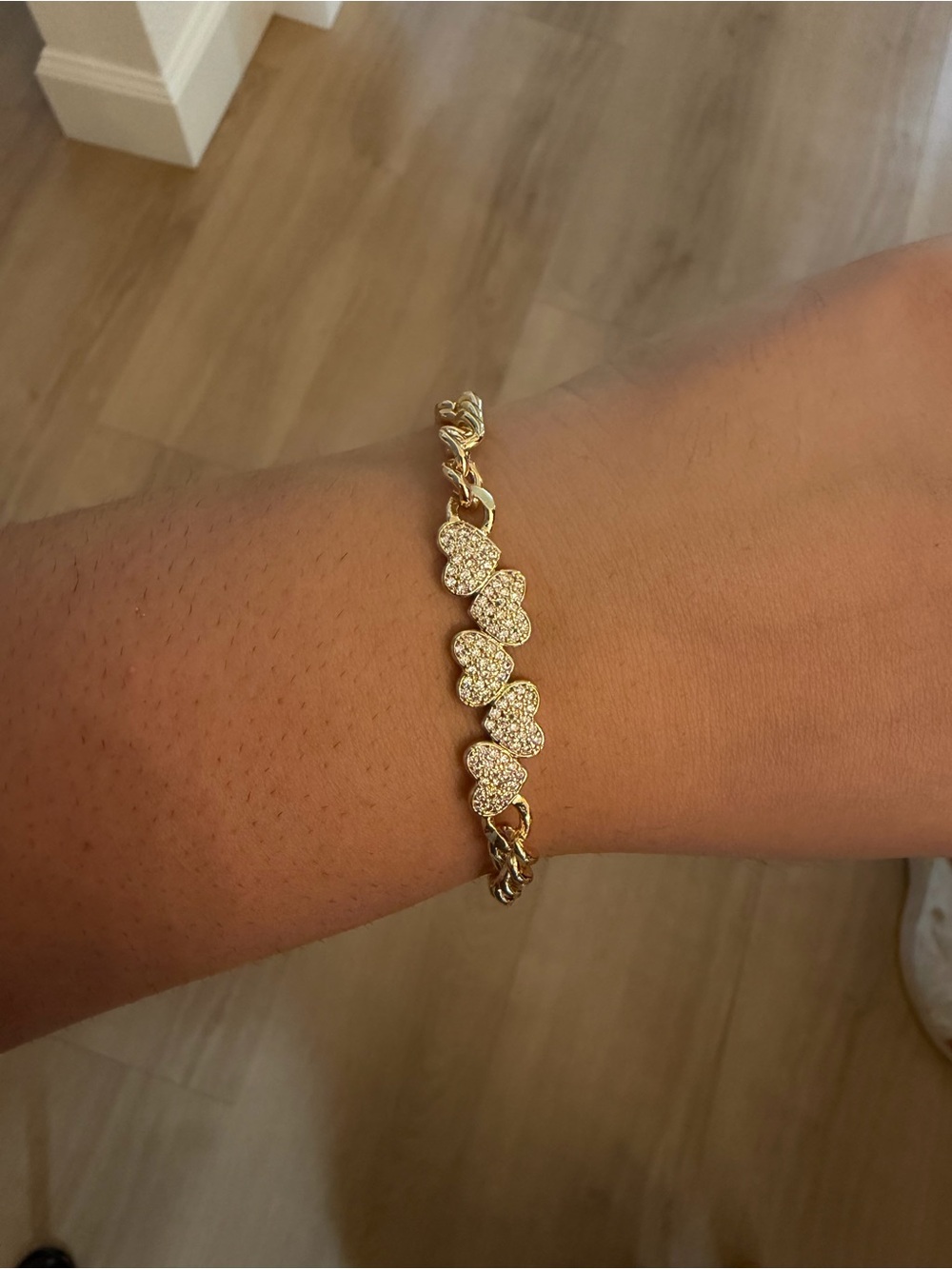Gold Heart Pavé Bracelet - Women Jewelry